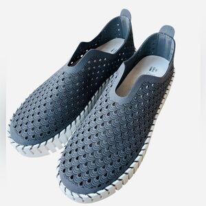 ILSE JACOBSEN Daffodil Gray Nubuck Slip-On Loafers Size 7 NEW